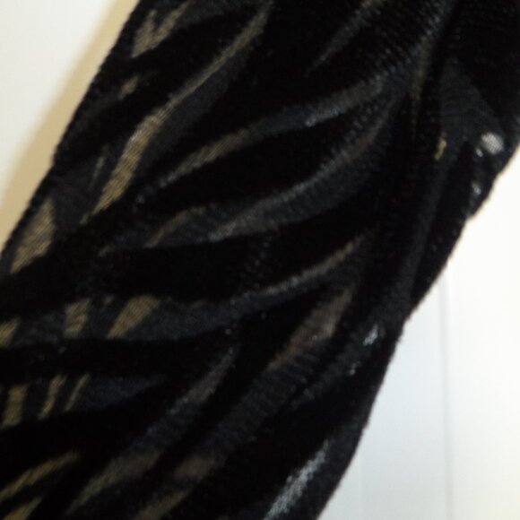 Guess by Marciano Black Lace  Blouse long sleeves size -S - Picture 5 of 7